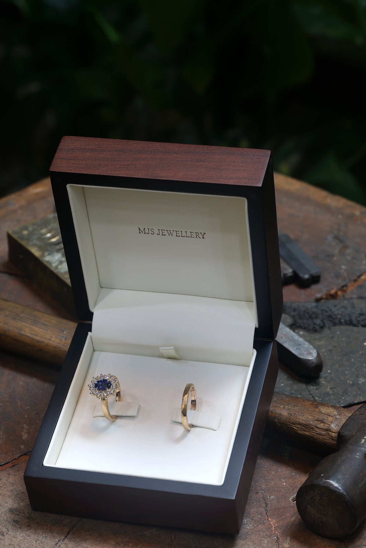 Custom 1.14ct Blue Ceylon Sapphire and Diamond Engagement ring and Wedding band set