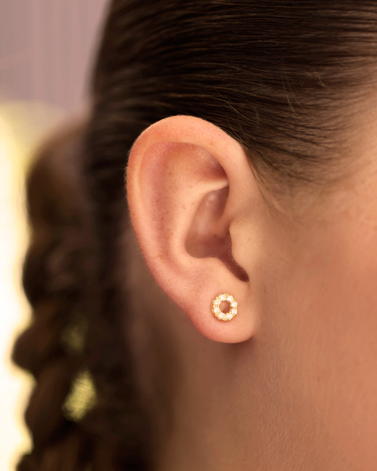 Radiant Rounds - Luminous gemstone set circle studs