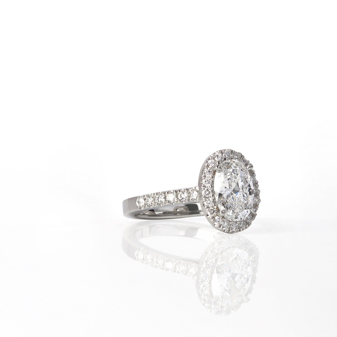 1.33ct Oval diamond in a halo setting Engagement Ring - PG-BI-090 - image 3
