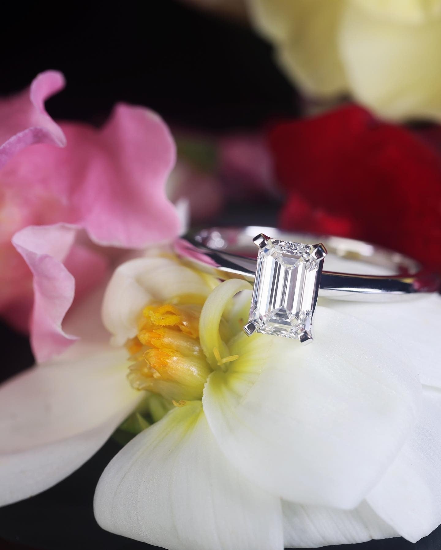 Diamond & Emerald platinum Engagement Ring - PG-BI-226 - image 1