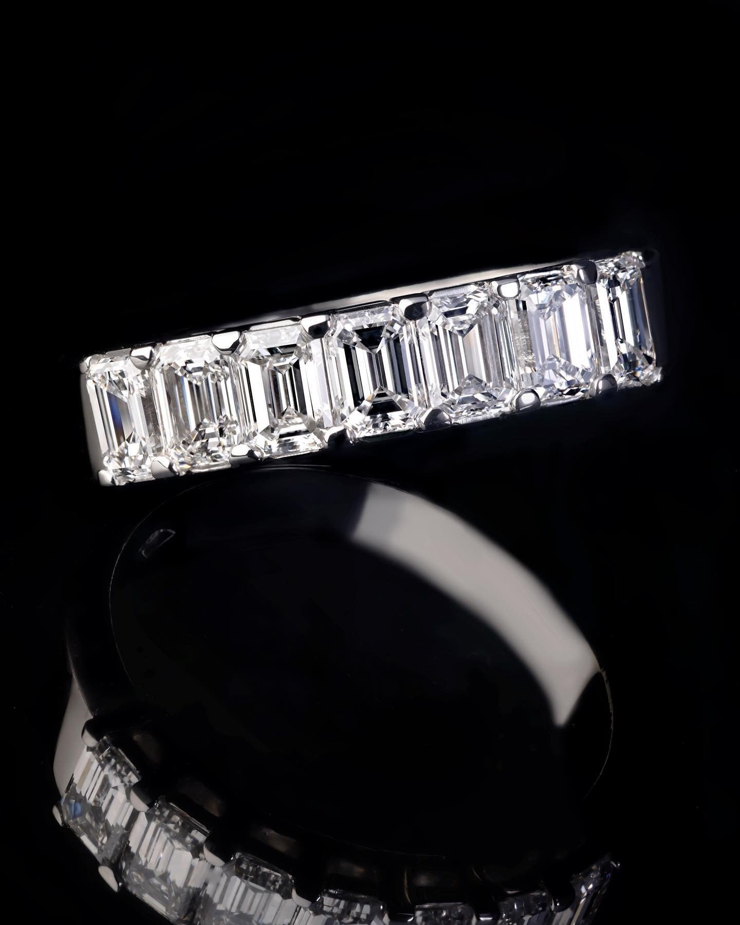 Diamond & Emerald platinum Wedding Band - PG-BI-323 - image 1