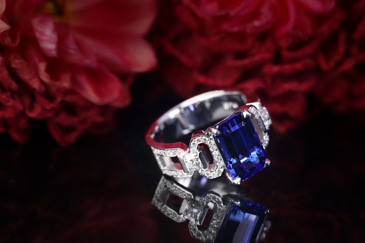 Bespoke Link Tanzanite Ring